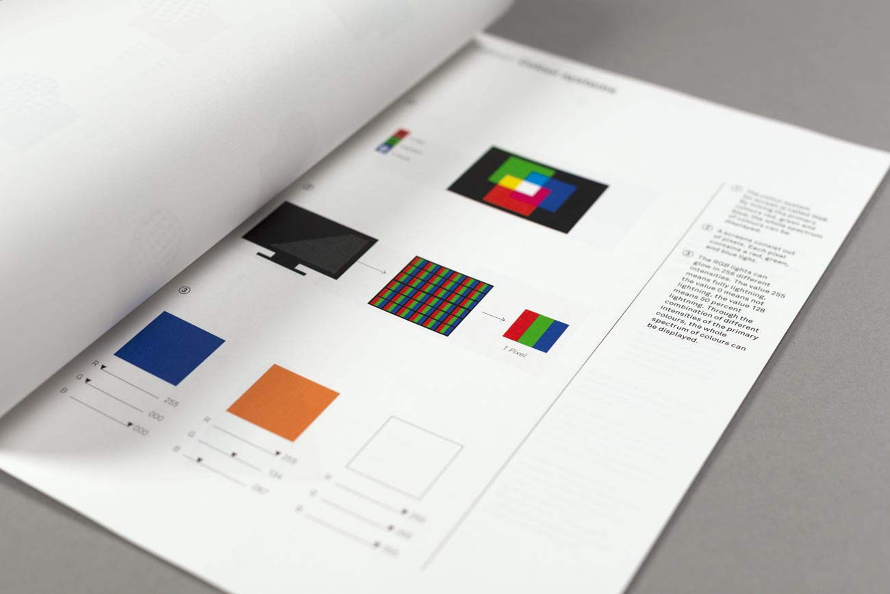 example page of the ressource book about colour